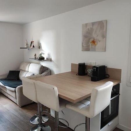 Charmant Appartement 2 Pieces Proche Disneyland Villeneuve-Saint-Denis Экстерьер фото