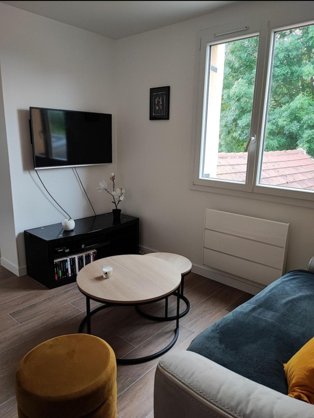 Charmant Appartement 2 Pieces Proche Disneyland Villeneuve-Saint-Denis Экстерьер фото